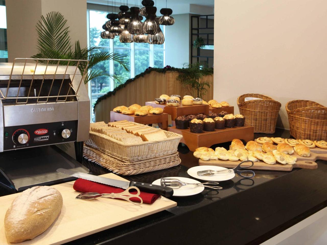 Swiss-Belresidences Kalibata Jakarta Exterior foto